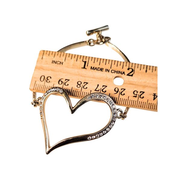 Gold-plated Heart and Rhinestone Bracelet 4 in Length With Toggle Clasp Closure - Picture 4 of 4
